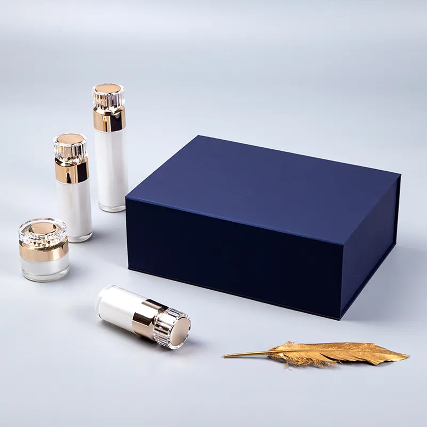 Customized Folding Magnetic Skin Care Boxes Printing Logo
