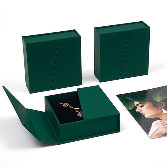 Personlaized Magnetic Necklace Gift Boxes With Double Door Design
